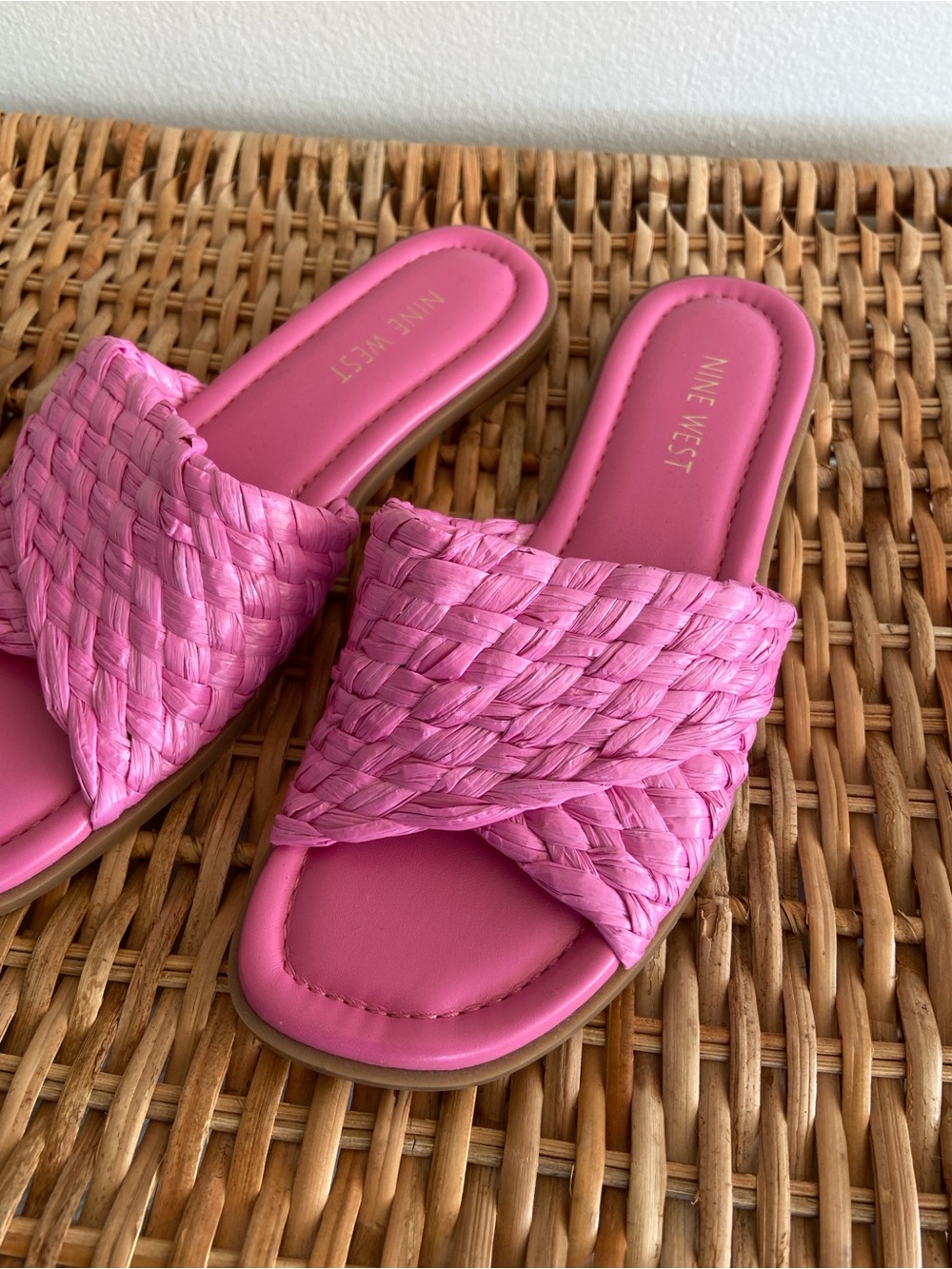 Nine West Boho Pink Woven Slide Sandals - Women’s Size 6 - Brand New 💕